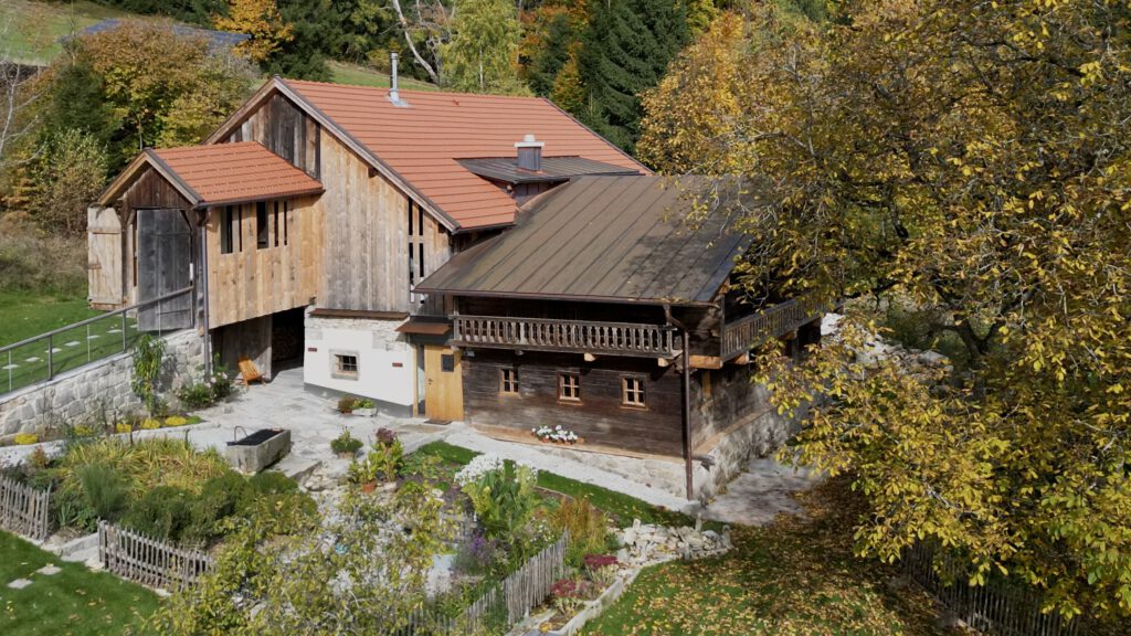 STAINDLHOF 1680 Herbst / © Hartl